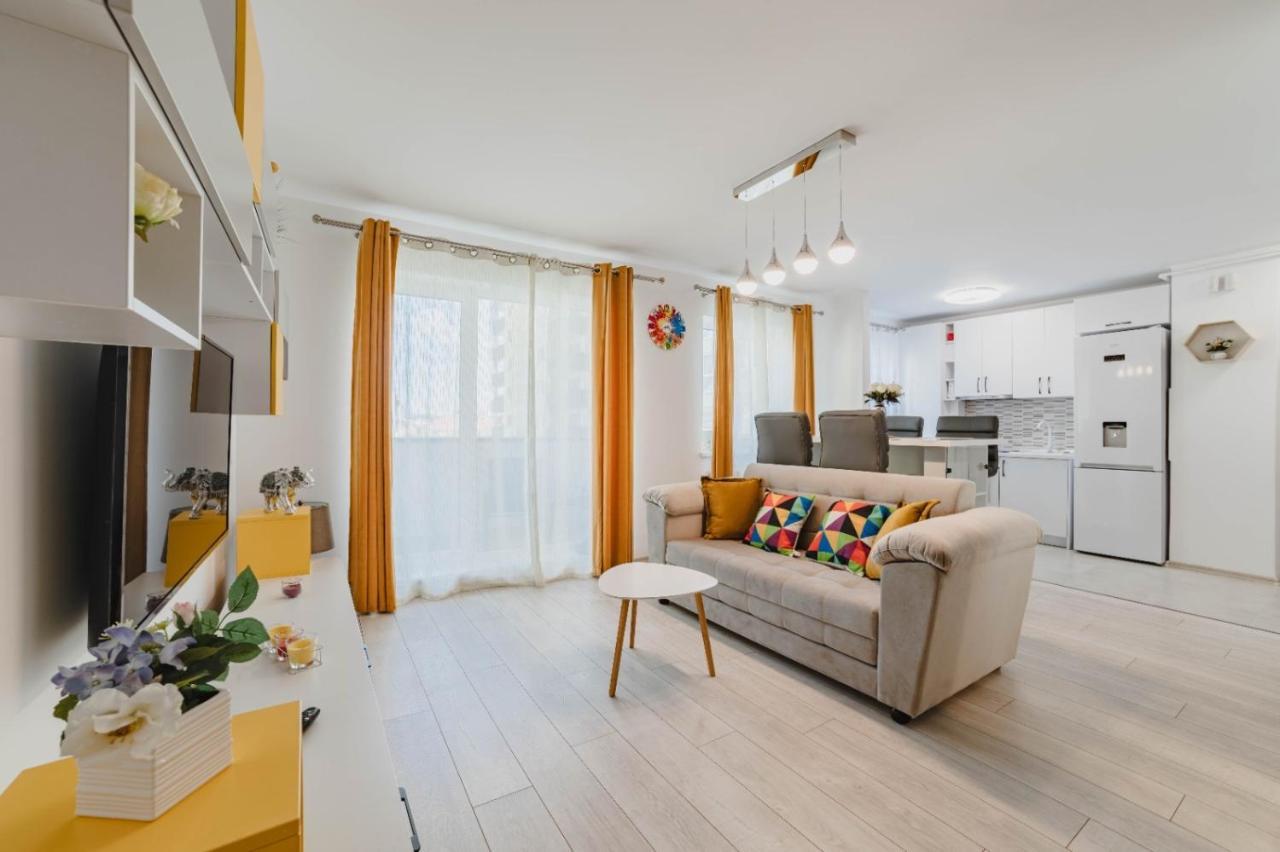 Masterpiece Studio- Free Parking, Wi-Fi, Netflix Braşov Esterno foto